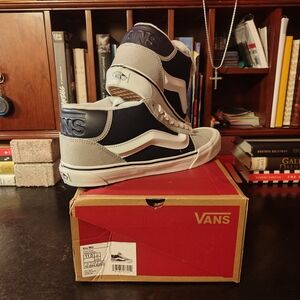 Vans Men's Blue and White Mid-Top Sneakers